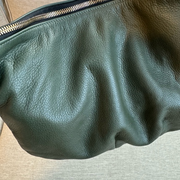 NWT Clare V Moyen Messenger Green - Picture 12 of 16